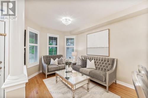 23 Atlas Peak Drive, Markham, ON - Indoor Photo Showing Living Room