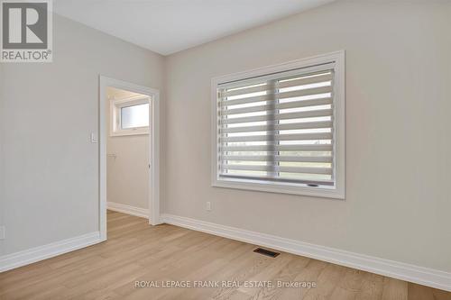 16 Avalon Drive, Kawartha Lakes, ON - Indoor Photo Showing Other Room