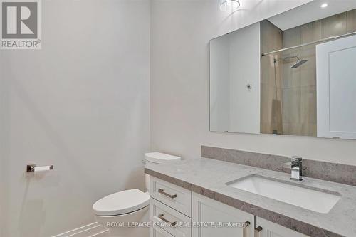 16 Avalon Drive, Kawartha Lakes, ON - Indoor Photo Showing Bathroom