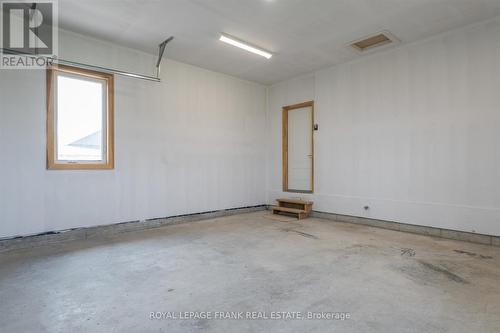 16 Avalon Drive, Kawartha Lakes, ON - Indoor Photo Showing Garage