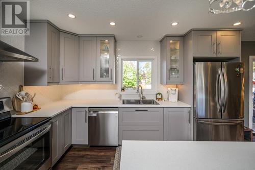 4266 Craig Drive, Prince George, BC - Indoor Photo Showing Kitchen