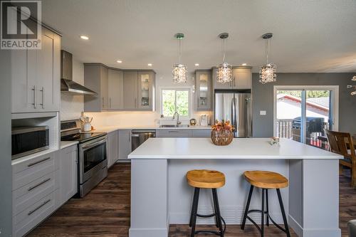 4266 Craig Drive, Prince George, BC - Indoor Photo Showing Kitchen With Upgraded Kitchen