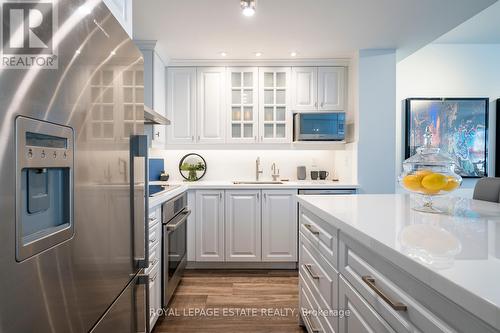 114 - 77 Mcmurrich Street, Toronto, ON - Indoor Photo Showing Kitchen With Upgraded Kitchen