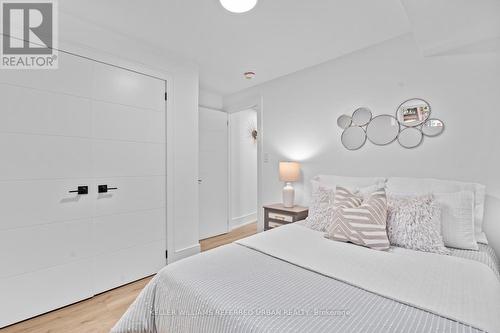 9 Beatrice Street, Toronto, ON - Indoor Photo Showing Bedroom