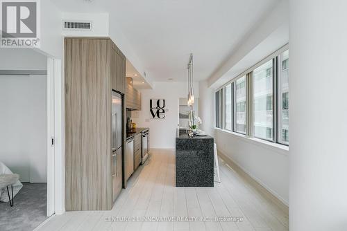 #303 - 8 Charlotte Street, Toronto, ON - Indoor Photo Showing Other Room