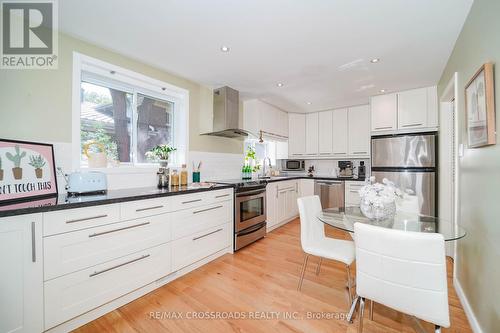 40 Harrington Crescent, Toronto, ON - Indoor Photo Showing Kitchen With Upgraded Kitchen