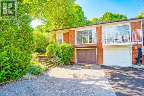 40 Harrington Crescent, Toronto, ON - Outdoor