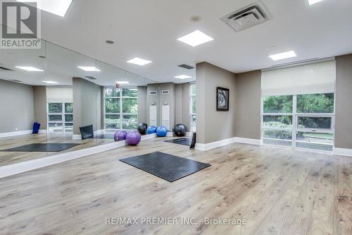 303 - 9225 Jane Street, Vaughan, ON - Indoor