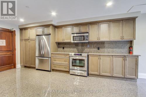 303 - 9225 Jane Street, Vaughan, ON - Indoor Photo Showing Kitchen With Stainless Steel Kitchen With Upgraded Kitchen