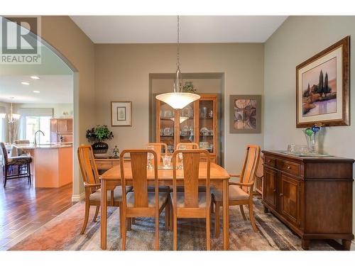 580 Denali Drive, Kelowna, BC - Indoor Photo Showing Dining Room