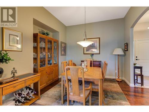 580 Denali Drive, Kelowna, BC - Indoor Photo Showing Dining Room