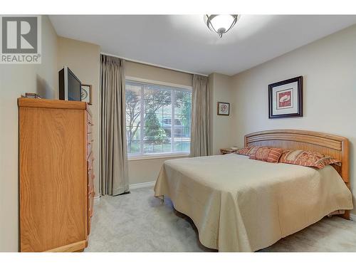 580 Denali Drive, Kelowna, BC - Indoor Photo Showing Bedroom