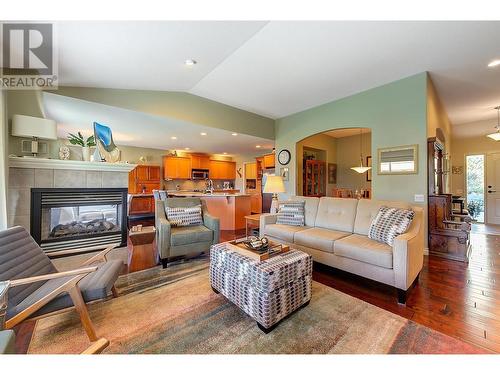 580 Denali Drive, Kelowna, BC - Indoor Photo Showing Living Room With Fireplace