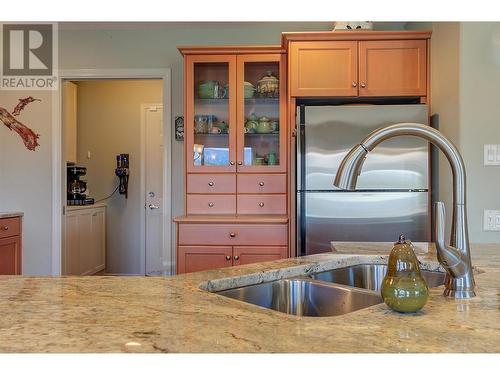 580 Denali Drive, Kelowna, BC - Indoor Photo Showing Kitchen With Double Sink