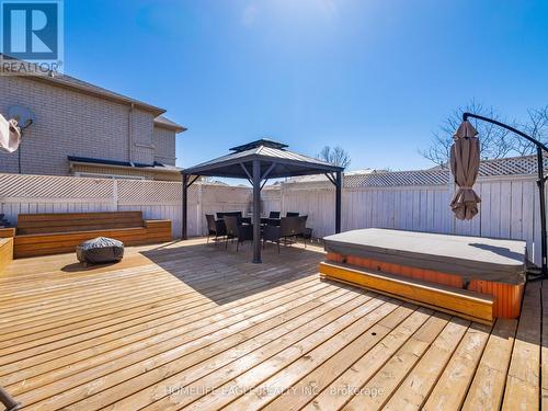 34 Kalmar Crescent, Richmond Hill, ON - Outdoor With Deck Patio Veranda With Exterior