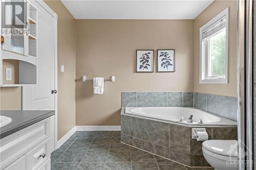 Main bathroom features large soaker tun and seperate shower - 70 Lachaine Street, Embrun, ON - Indoor Photo Showing Bathroom