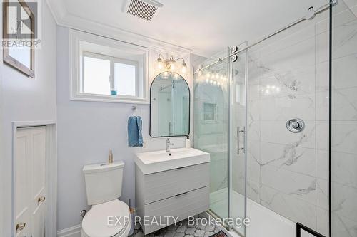 977 Osgoode Drive, London, ON - Indoor Photo Showing Bathroom