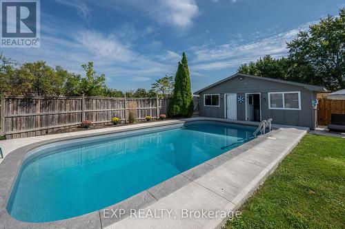 977 Osgoode Drive, London, ON - Outdoor With In Ground Pool