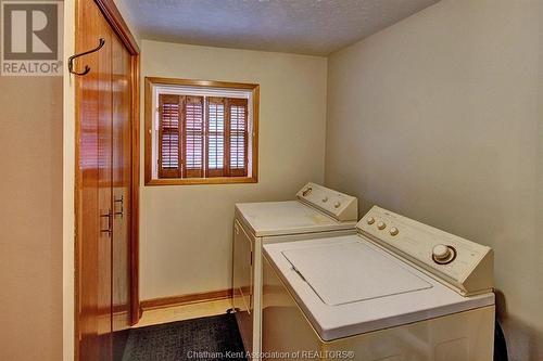 52 Jackson Street, Blenheim, ON - Indoor Photo Showing Laundry Room