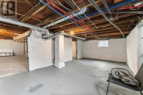 1086 Gladstone Avenue, Windsor, ON - Indoor Photo Showing Basement