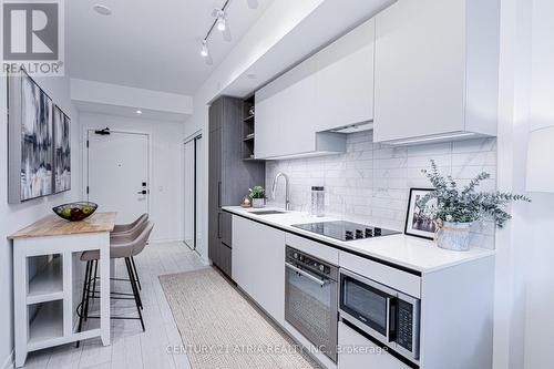 1210 - 55 Mercer Street, Toronto, ON - Indoor Photo Showing Kitchen With Upgraded Kitchen