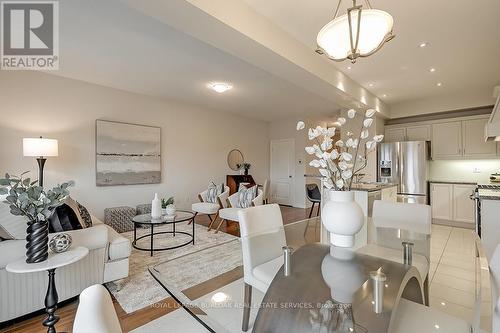 11 - 370 Stonehenge Drive, Hamilton, ON - Indoor Photo Showing Dining Room