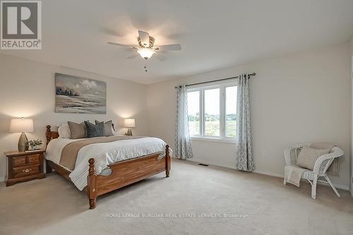 11 - 370 Stonehenge Drive, Hamilton, ON - Indoor Photo Showing Bedroom