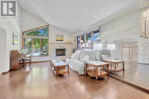 3770 Huntington Avenue, Windsor, ON - Indoor Photo Showing Living Room With Fireplace