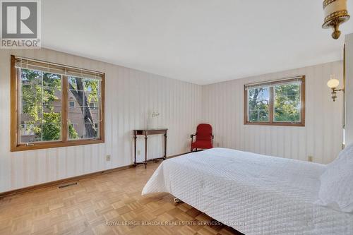 3770 Huntington Avenue, Windsor, ON - Indoor Photo Showing Bedroom