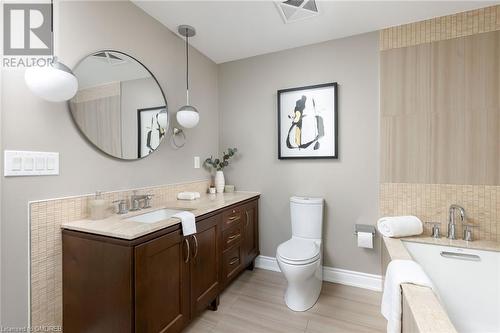 3500 Lakeshore Road W Unit# 815, Oakville, ON - Indoor Photo Showing Bathroom