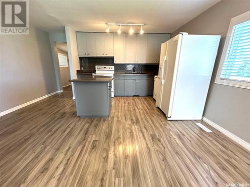 507 Parkdale Street, Carrot River, SK - Indoor Photo Showing Kitchen With Double Sink