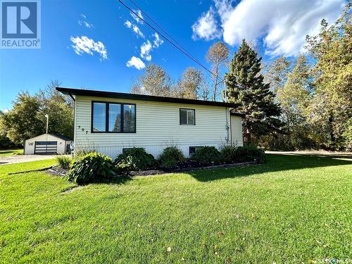 507 Parkdale Street, Carrot River, SK - Outdoor