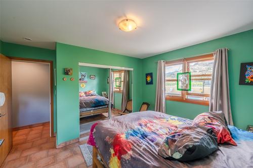 4084 Mclean Creek Road, Okanagan Falls, BC - Indoor Photo Showing Bedroom