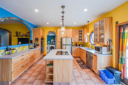 4084 Mclean Creek Road, Okanagan Falls, BC - Indoor Photo Showing Kitchen With Double Sink