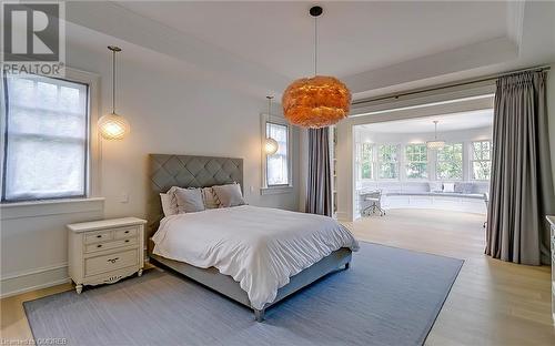 27 Park Avenue, Oakville, ON - Indoor Photo Showing Bedroom