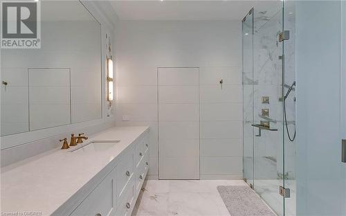 27 Park Avenue, Oakville, ON - Indoor Photo Showing Bathroom