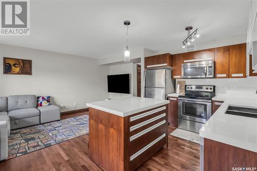 110 2007 Pohorecky Crescent, Saskatoon, SK - Indoor Photo Showing Kitchen With Stainless Steel Kitchen With Double Sink