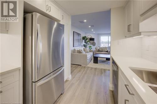 139 Father David Bauer Drive Unit# 434, Waterloo, ON - Indoor Photo Showing Kitchen