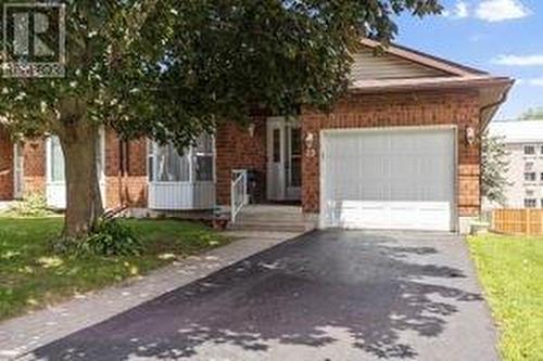 23 Wilmot Young Place, Brockville, ON - Outdoor