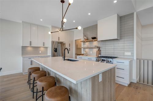 1157 Elk Street, Penticton, BC - Indoor Photo Showing Kitchen With Upgraded Kitchen