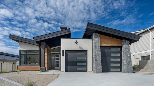 1157 Elk Street, Penticton, BC - Outdoor