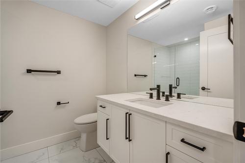 1157 Elk Street, Penticton, BC - Indoor Photo Showing Bathroom