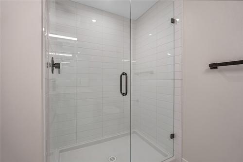 1157 Elk Street, Penticton, BC - Indoor Photo Showing Bathroom