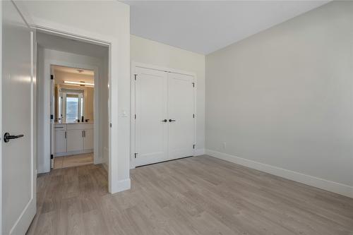 1157 Elk Street, Penticton, BC - Indoor Photo Showing Other Room