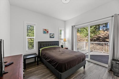 410-6956 Terazona Loop, Kelowna, BC - Indoor Photo Showing Bedroom