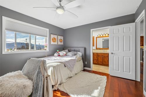 2624 Wild Horse Drive, West Kelowna, BC - Indoor Photo Showing Bedroom