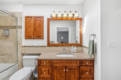 2624 Wild Horse Drive, West Kelowna, BC - Indoor Photo Showing Bathroom