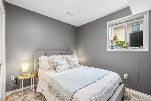 2624 Wild Horse Drive, West Kelowna, BC - Indoor Photo Showing Bedroom