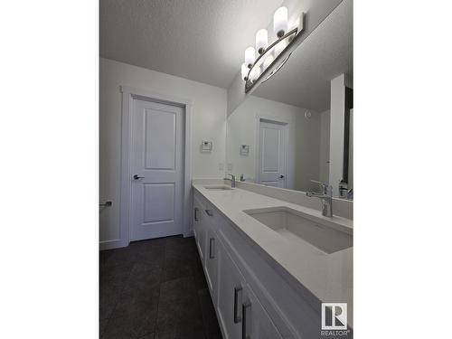 17707 70 St Nw, Edmonton, AB - Indoor Photo Showing Bathroom