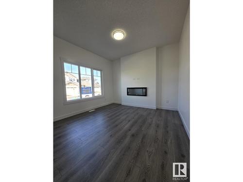 17707 70 St Nw, Edmonton, AB - Indoor Photo Showing Other Room